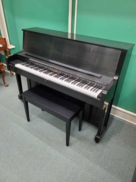 Chris Walter Studio Piano Model 1178