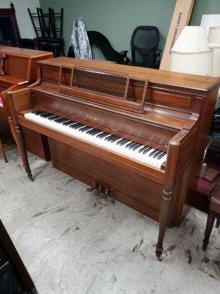 1978 Yamaha M Console Piano