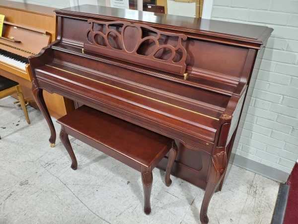1986 young chang baby grand piano 1986 young chang baby grand piano