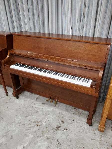 1992 Mahogany Satin Yamaha P22 Studio Piano