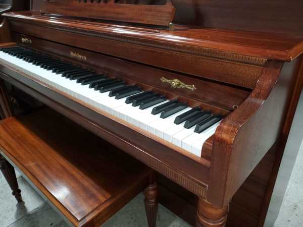 1998 Baldwin RMS Console Piano Right Keys