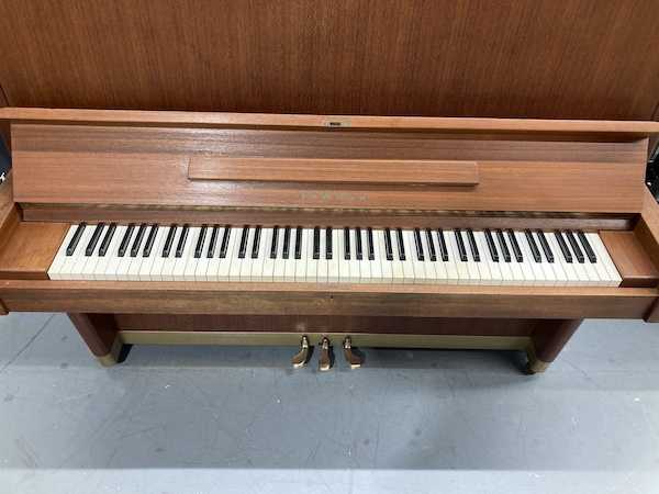 1970 Yamaha U7 Professional Upright PianoIMG_0263
