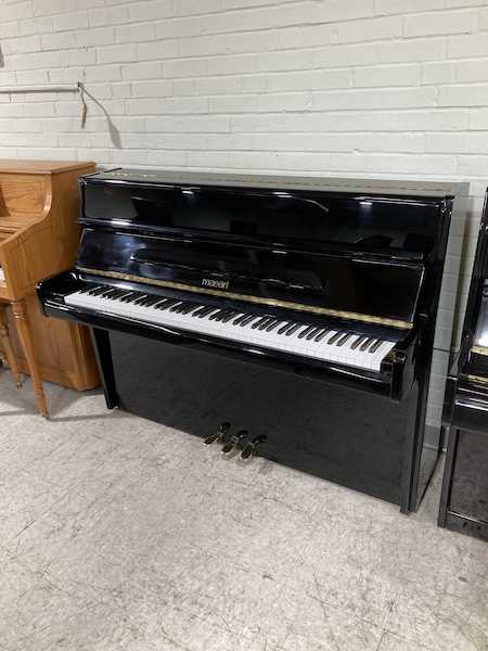 1990 Maeri U821 Console Piano IMG_0580