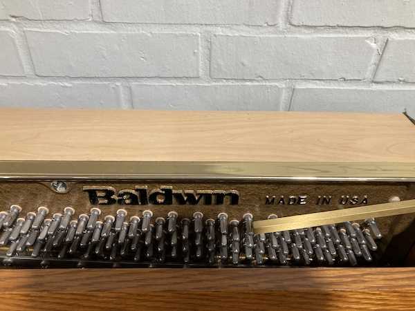 1995 Baldwin 2095 Console Piano IMG_0384
