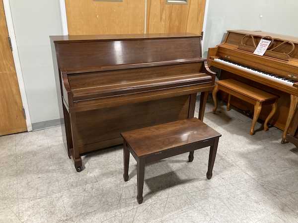 1959 Yamaha P202 (119348) Studio Upright PianoIMG_1114
