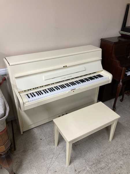 1986 Young Chang U-107 Console Piano IMG_1194