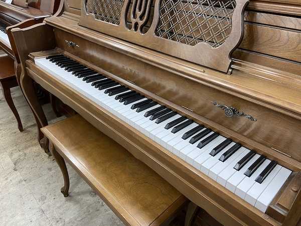 #F193. Used 1985 Kawai 803-F Console Piano IMG_4392