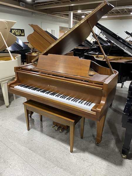 #B153. Used 1978 Kawai KG-1C Baby Grand PianoIMG_0499