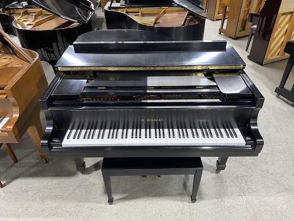#B161. Used 1970 Kawai KG-1 Baby Grand Piano IMG_1189