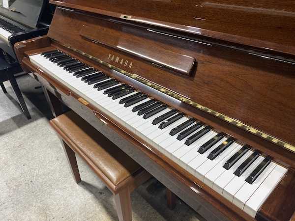 #D175. 1985 Yamaha U1AR Professional Upright PianoIMG_2223