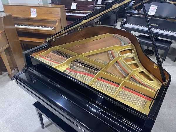 #B156. Used 1988 Yamaha GH1 Baby Grand Piano IMG_2304