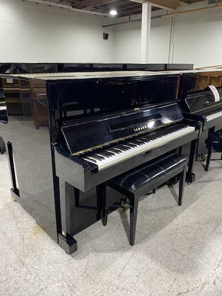 #D164. Used 1959 Yamaha U1 Professional Upright Piano IMG_1777