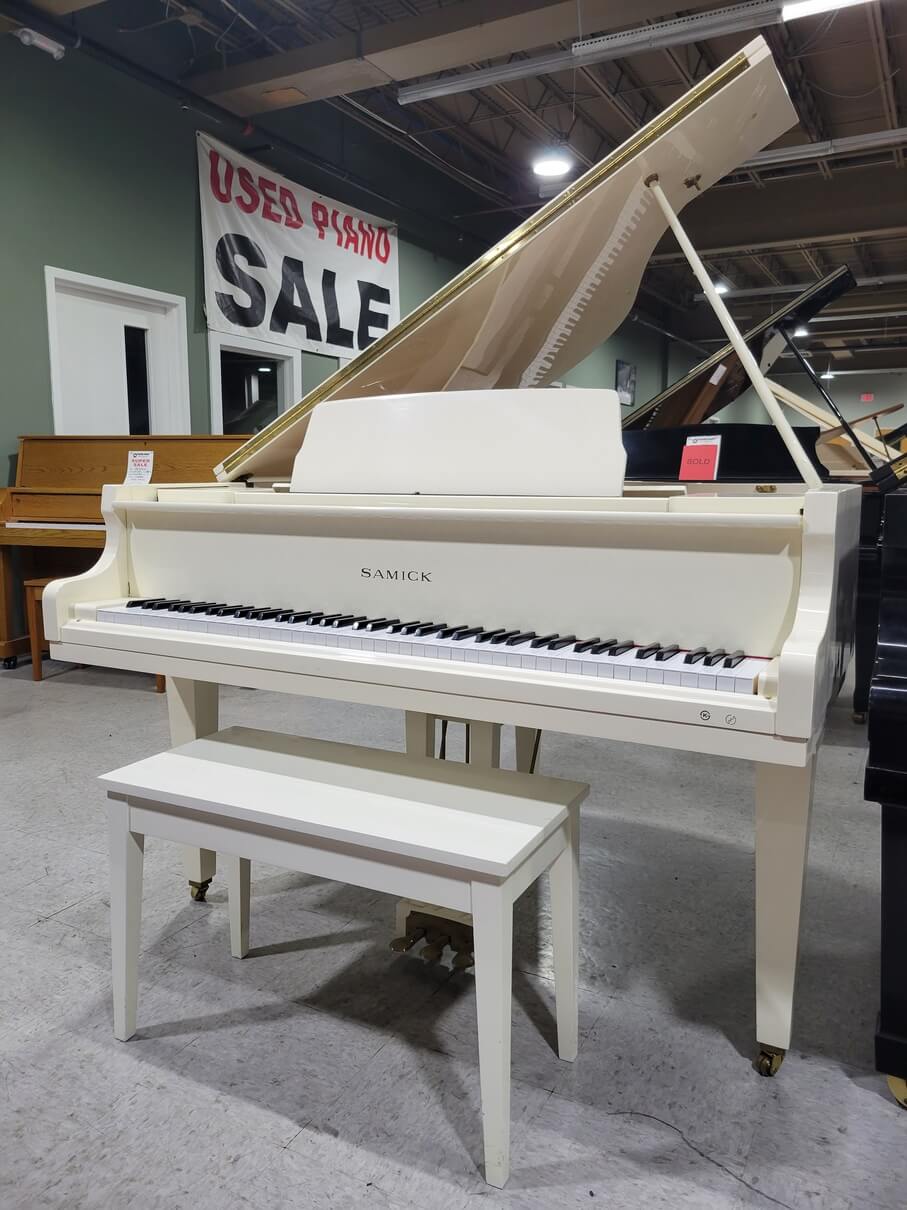 Morgantown, WV – Moving Auction! Quality Furniture & Decor, Samick Baby  Grand Piano, Designer Purses, Appliances, and More!